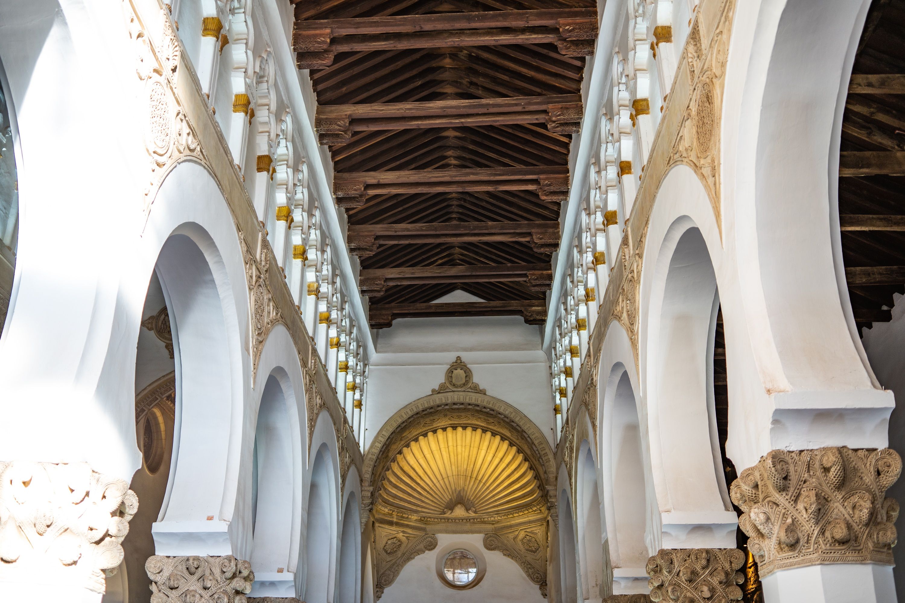 White arches — Spain